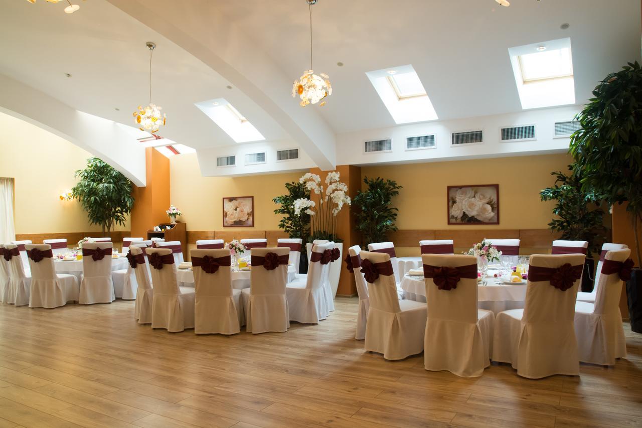 Hotel Nemira Slănic-Moldova Eksteriør bilde