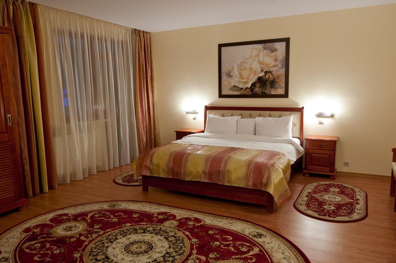 Hotel Nemira Slănic-Moldova Eksteriør bilde